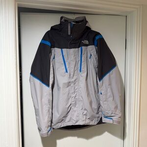 The North Face Men's THERMOBALL ™ Snow Triclimate™
Jacket - SHELL ONLY. Size M.